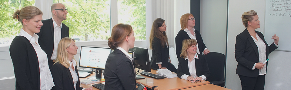 HR Grouppicture Contact